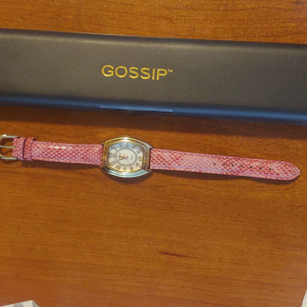 Pre-owned Gossip Watch on 6" - 7.75" Pink Snake-Look Leather Band